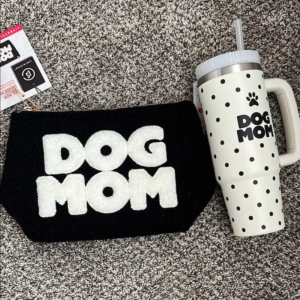 Dog Mom Black and White Set